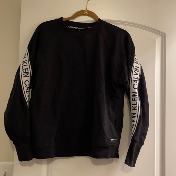 Calvin Klein Black White Logo Crewneck Sweatshirt small petite - Picture 1 of 3